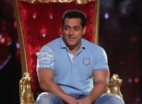 Salman Khan Promotes 'Bajrangi Bhaijaan' At Grand Premiere Of 'Dance India Dance 5'