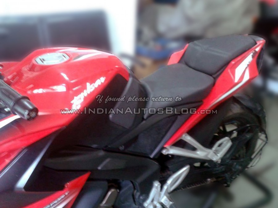 Bajaj Pulsar RS400