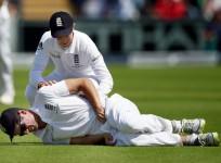 ashes-2015-alistair-cook-gets-little-sympathy-after-he-takes-a-blow-to-the-groin