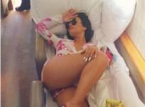 Demi Lovato shares a picture that puts her curves on display