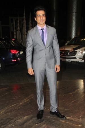 Sonu Sood Shahid Kapoor –Mira Rajput Reception