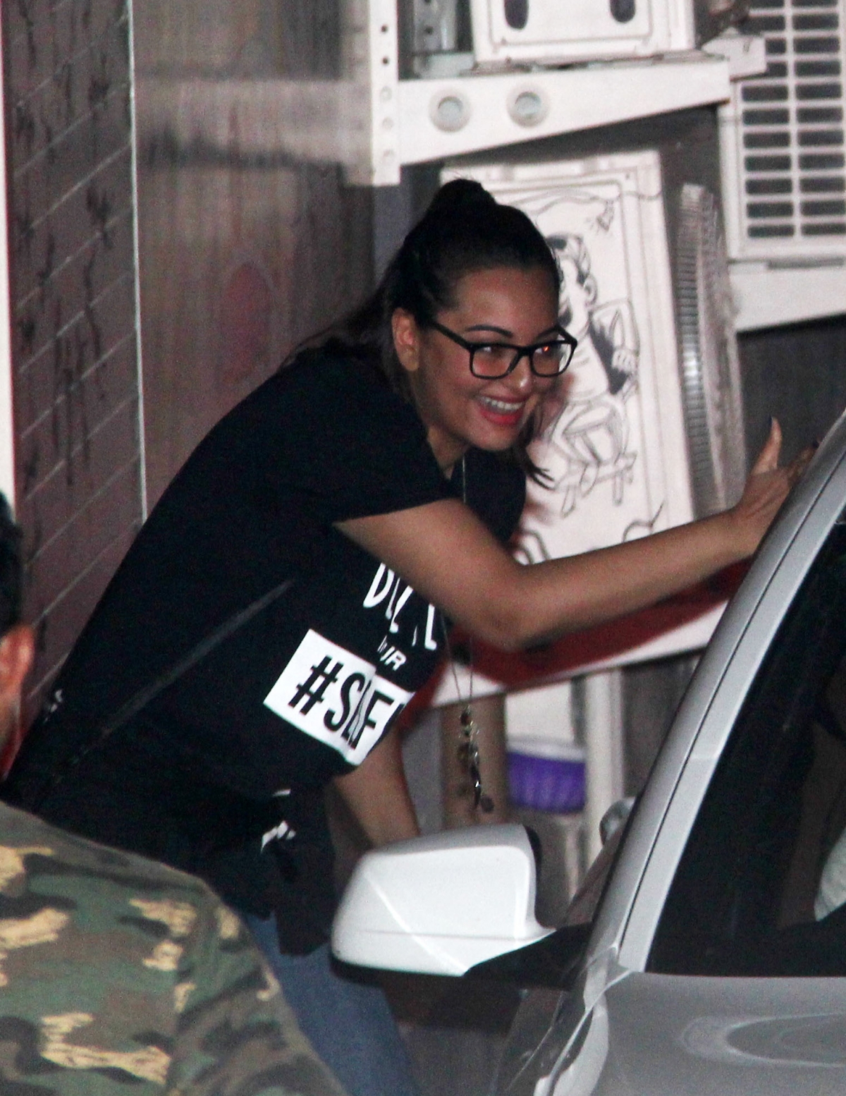 'Bajrangi Bhaijaan' Special Screening: Sonakshi Sinha 'Bajrangi Bhaijaan' Special Screening