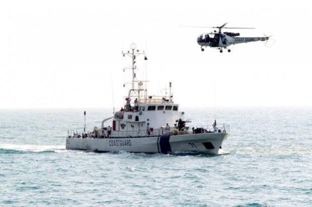 Indian Coast Guard gets new high speed Bharati series C-162 interceptor cruise ship, which will serve at Kochi homeport Indian Coast Guard, C-162,