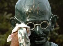 Mahatma Gandhi statue