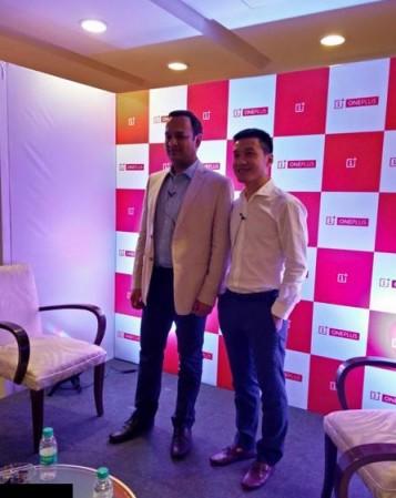 OnePlus founder and CEO Pete Lau (R) and Vikas Agarwal (General Manager- India) announce the 'Make in India' initiative. OnePlus announces Make in India initiative, first phone tipped to roll-out by December-end