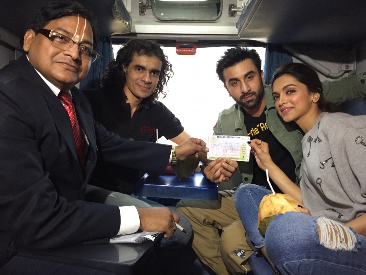 Ranbir Deepika train journey ranbir deepika train journey