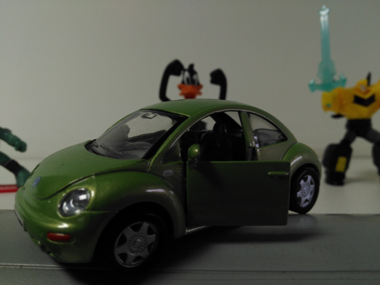 OnePlus X vs Obi Worldphone SF1