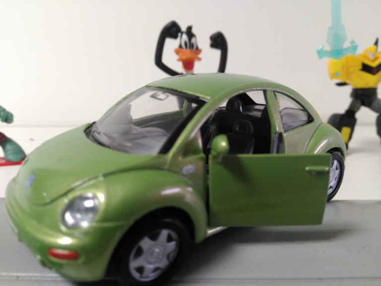 OnePlus X vs Obi Worldphone SF1