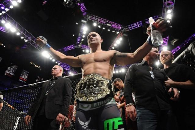 Robbie Lawler became the UFC Welterweight champion after defeating Johnny Hendricks in UFC 181 robbie lawler