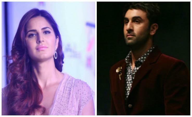 Did Ranbir Kapoor deny kissing Katrina Kaif in this song? Video of