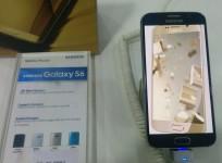 Samsung Galaxy S6 is displayed in a store in India