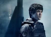 Monty meets his mother in season 3 episode 2 of "The 100"