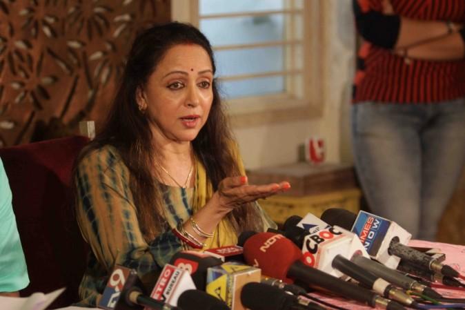 Hema Malini press conference