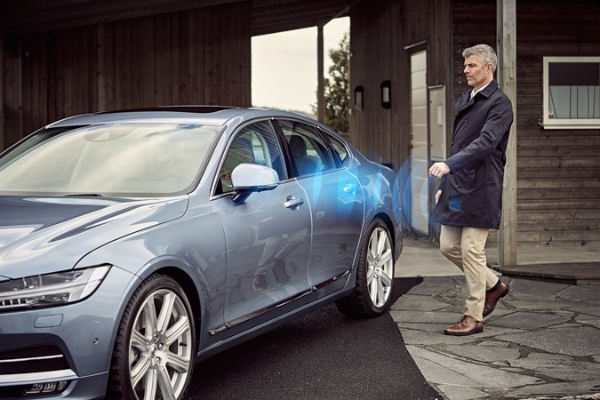 Volvo Keyless car tech