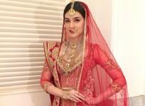 Kriti Sanon turns bride for Tarun Tahiliani