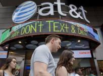 AT&T to invest $10 billion for global economic service