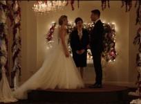 Stephen Amell shared a photo of Oliver-Felicity wedding