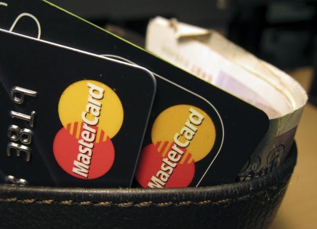 Union Cabinet withdraws charges on card transactions: Ficci supports