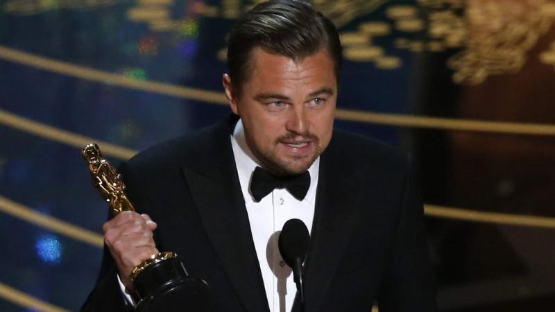 Leonardo DiCaprio wins an Oscar for the Best Actor (The Revenant)