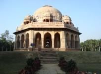Tourism Lodhi garden monuments