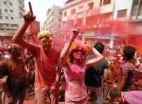 Foreign tourists celebrate Holi