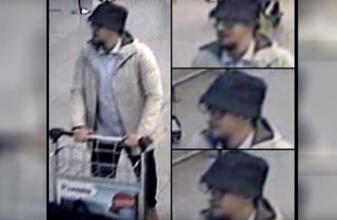 Brussels attacks: Belgian police release full CCTV of third attacker
