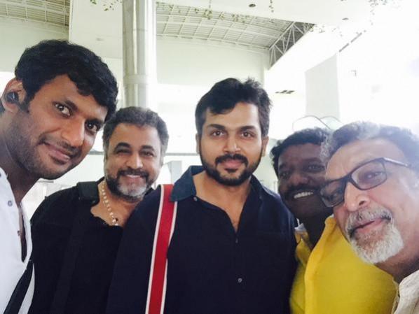 A picture of present officer bearers of Nadigar Sangam. Nadigar Sangam