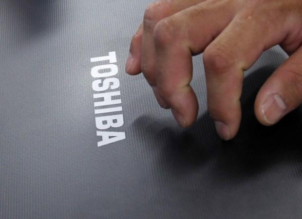 Toshiba recalls over 100,000 laptop batteries over fire risks: How to replace?