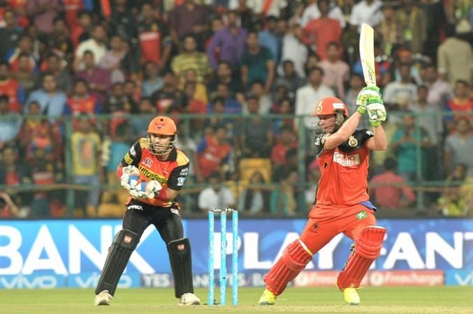 AB De Villiers RCB Naman Ojha Sunrisers Hyderabad