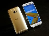 HTC ditches 3.5mm headphone jack for its new Bolt