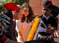 Kate Middleton and Prince William pay respect at India Gate