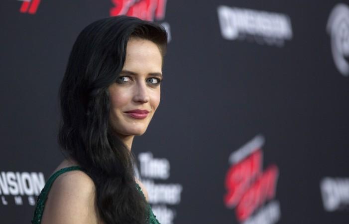 The Season 3 premiere of Eva Green