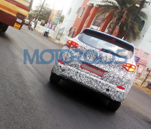 Hyundai Tucson SUV spied testing for the first time in India