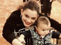Kanika Maheshwari joins "The Kapil Sharma Show." Pictured: Kanika Maheshwari with her child.