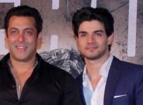 Salman Khan launched Sooraj Pancholi in Bollywood with