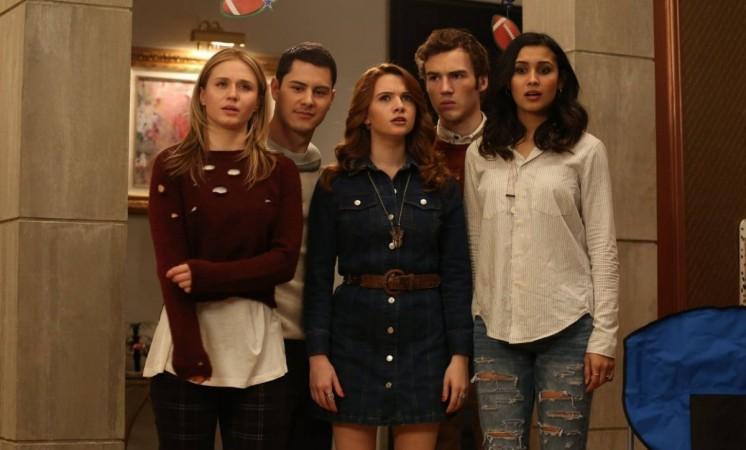 Faking It Bids Farewell With Season 3 Finale 10 Songs That Summarise The Entire Season Ibtimes India