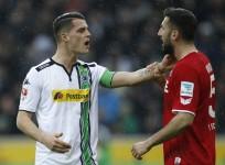 Granit Xhaka Borussia Monchengladbach Dominic Maroh Koln
