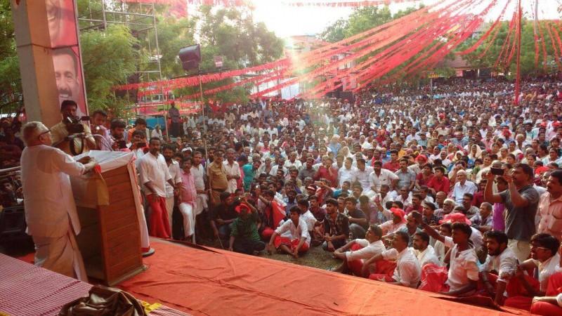 VS Achuthanandan speaks to mass in Kerala