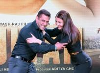 Salman Khan and Anushka Sharma at "Sultan" trailer launch