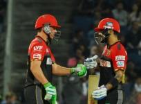 Ab de Villiers and Virat Kohli