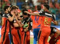 RCB De Villiers Kohli