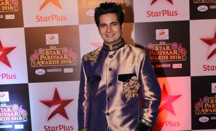 Karan Mehra quits &quot;Yeh Rishta Kya Kehlata Hai.&quot; Pictured: &quot;Yeh Rishta Kya Kehlata Hai&quot; actor Karan Mehra aka Naitik at  Star Parivaar Awards 2016.