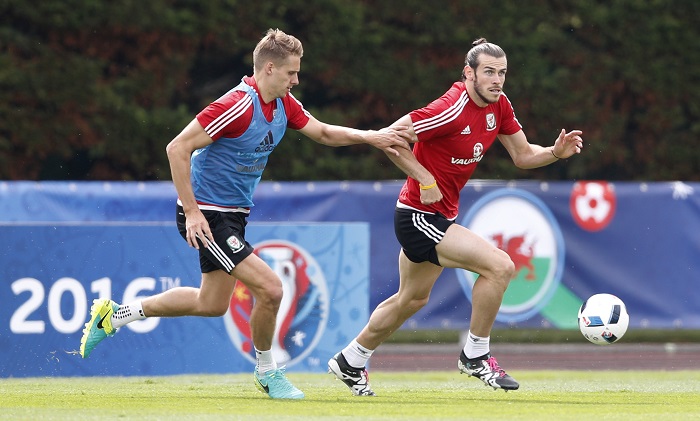 Gareth Bale Wales David Edwards