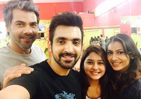 "Kumkum Bhagya:" Will Pragya be able to expose Tanu? Pictured: "Kumkum Bhagya" actors Shabbir Ahluwalia, Arijit Taneja, Sriti Jha and Leena Jumani