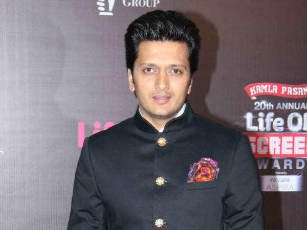Riteish Deshmukh, Vivek Oberoi and the team of "Great Grand Masti" to promote film on "The Kapil Sharma Show." Pictured: Riteish Deshmukh