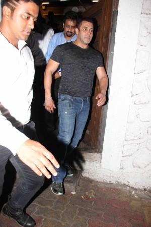 Salman Khan slashes his fee for "Bigg Boss 10"? Pictured: Salman Khan at "Baaghi" success party