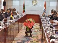 Prime Minister Narendra Modi and the President of Mozambique Filipe Nyusi at the delegation-level talks at Maputo, Mozambique, on July 7, 2016.