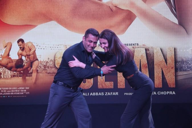 sultan salman khan yash raj films chopra aditya anushka