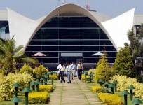 infosys vishal sikka executives quit resign results quarter june guidance revenue weak profit geog sikka vishal