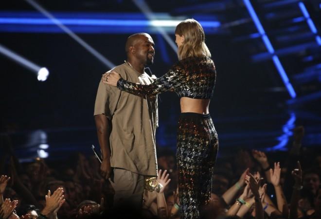 Taylor Swift ans Kanye West at the 2015 MTV Video Music Awards